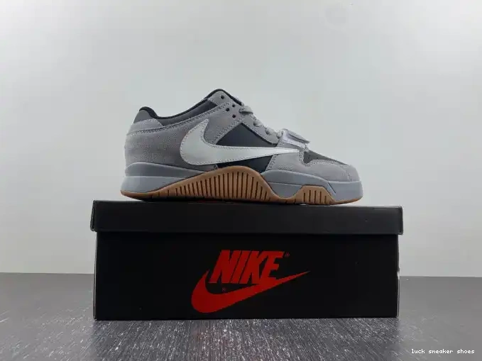 Reps LUCY X CHECK JORDAN FZ8117-001 THE CUT TRAVIS SCOTT 0501